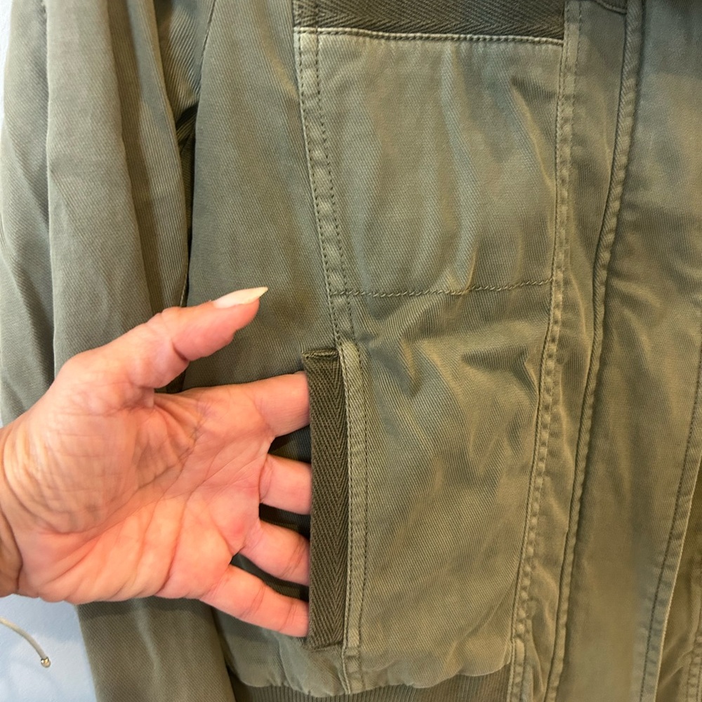 Marrakech Women's Utility Jacket in Olive Green - Picture 2 of 4